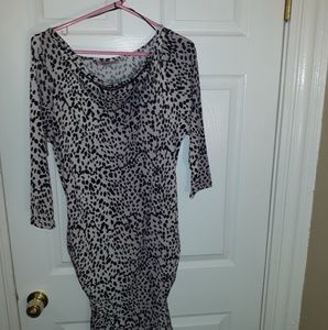 Elastic leopard print dress